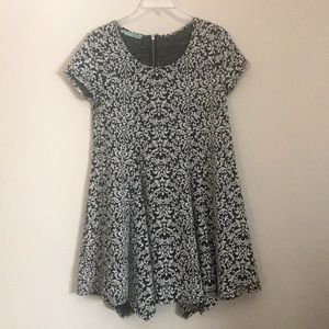 Maurice’s Short-Sleeve Black & White Dress